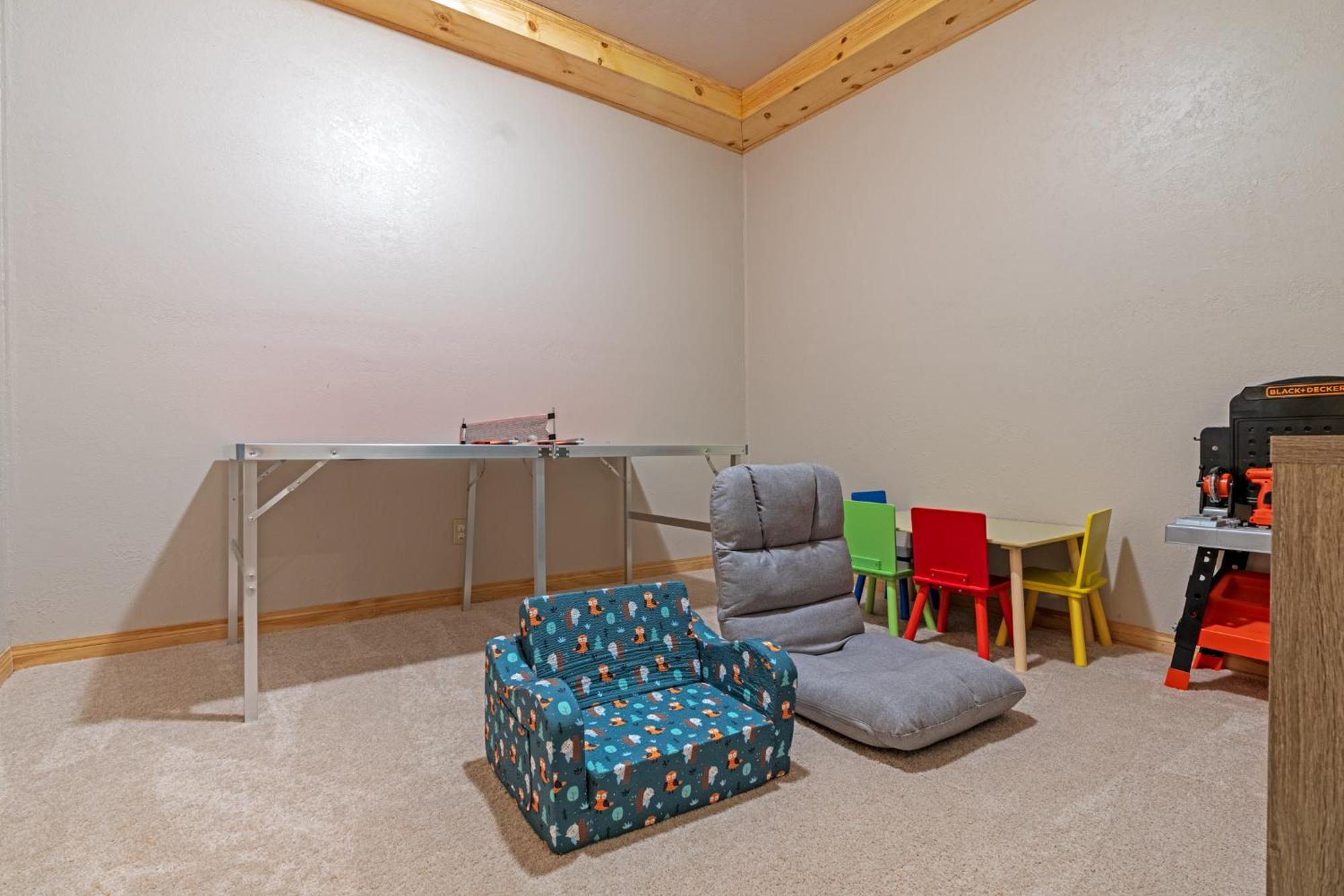 Вилла Family White Mountain Escape With Theater & Games Шоу-Лоу Экстерьер фото